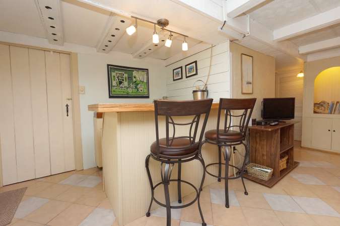 Wet Bar