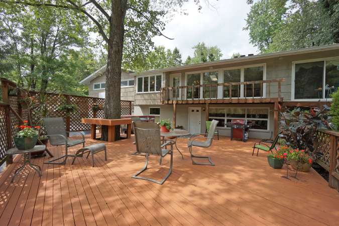 Expansive Back Deck