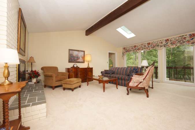 Open and Spacious Floorplan