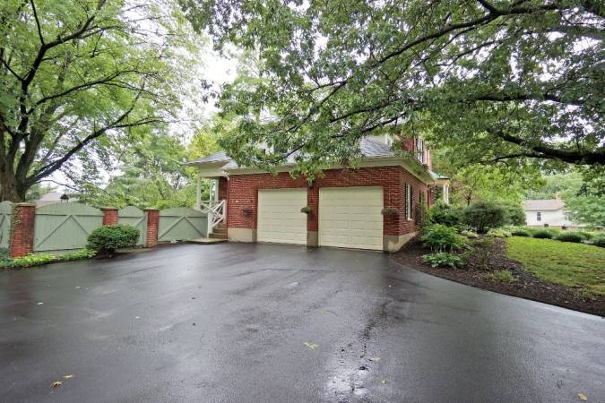 Side entry garage