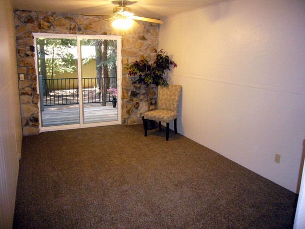 There are 2 other bedrooms, plus this bonus room