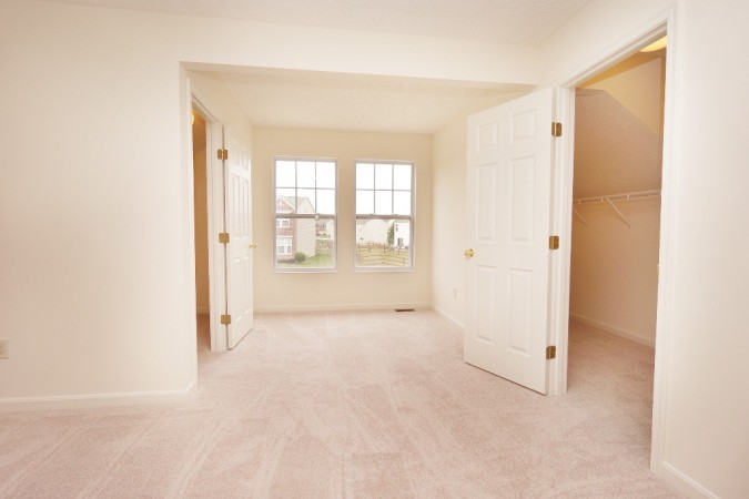 His and Her Walk-in Closets