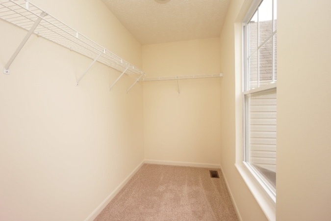 Walk-in Closet