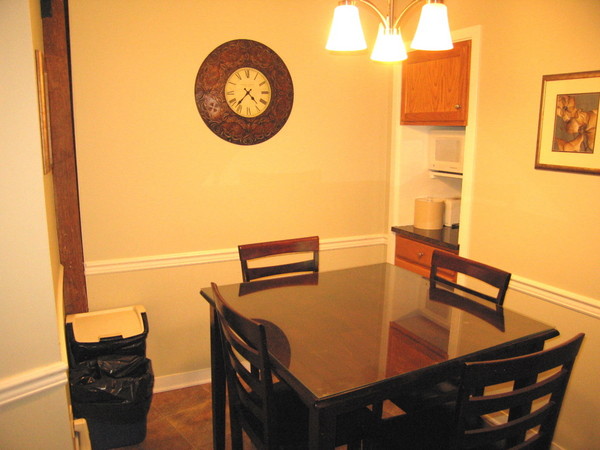 Dining area adjacent to kitchen