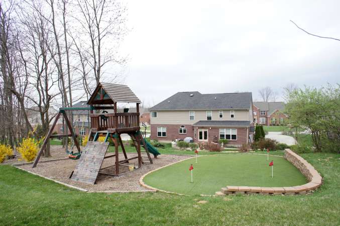 Putting Green and Play Space