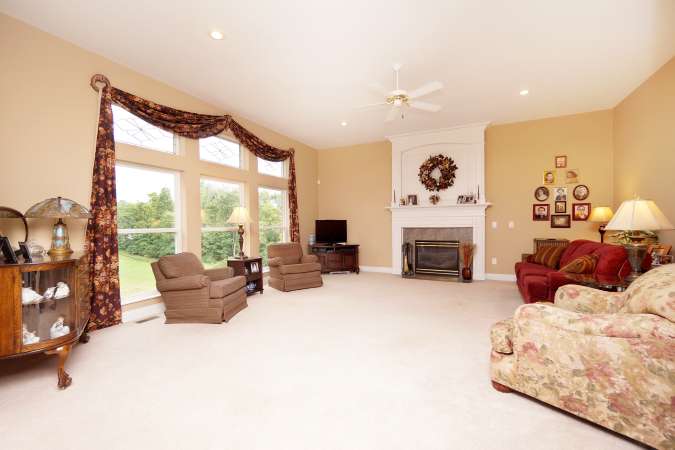 Spacious Great Room with Fireplace