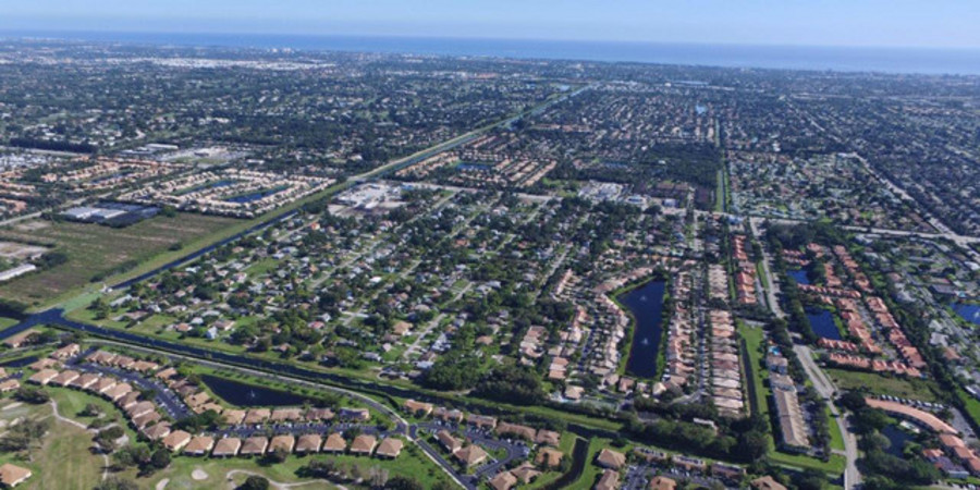 Just a short 15 minutes to Delray's voted 'best beach in S Florida'