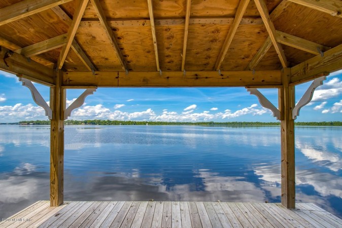 Dock Views of Palmo Cove